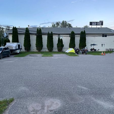 Fraser Bridge Inn Quesnel Luaran gambar