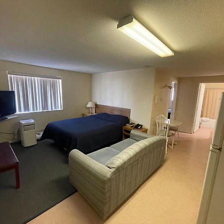 Fraser Bridge Inn Quesnel Luaran gambar